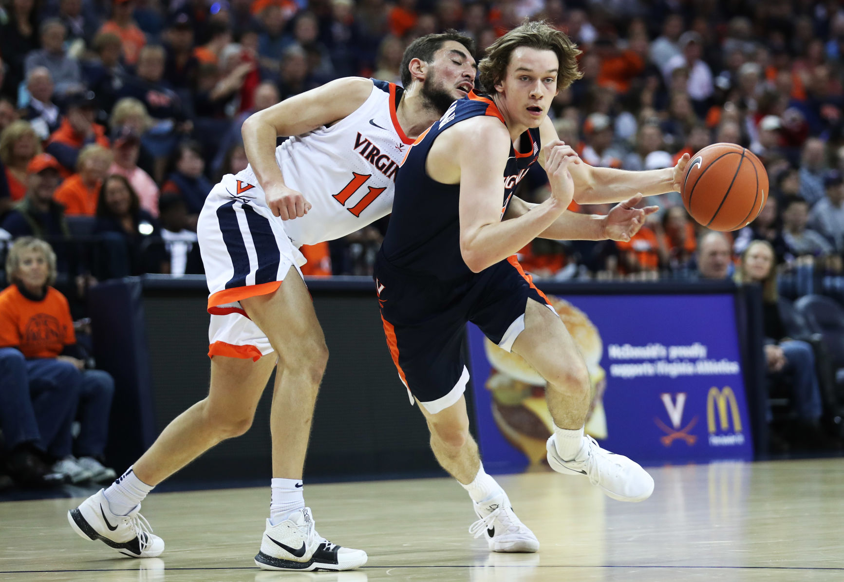 CDP 1014 Uva Hoops 451.JPG